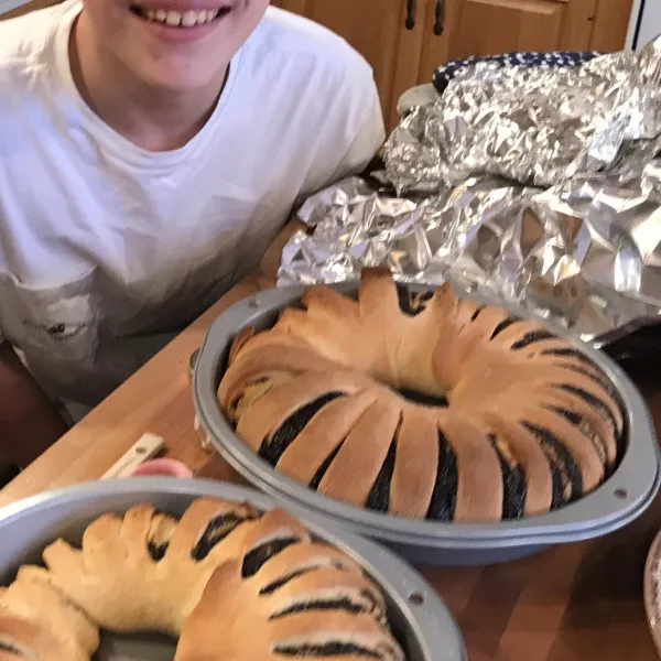 Babovka (Poppy Seed Ringen)