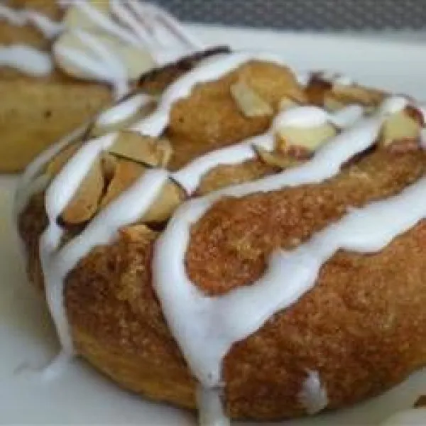 Amandel Croissants