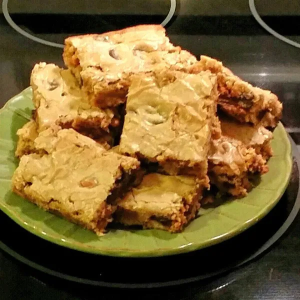 Blonde Brownies Ii