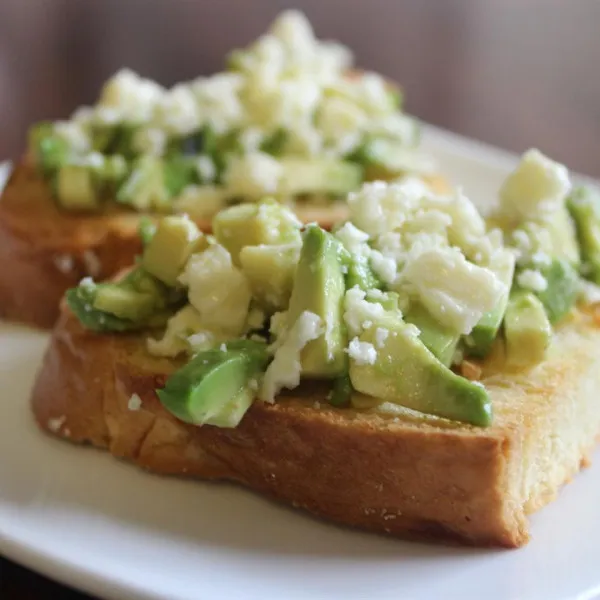Bruschetta Met Avocado En Feta