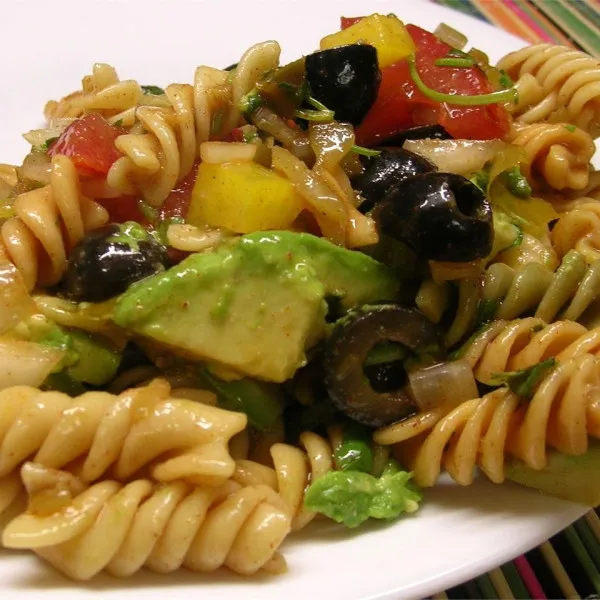 Pasta salade met dressing