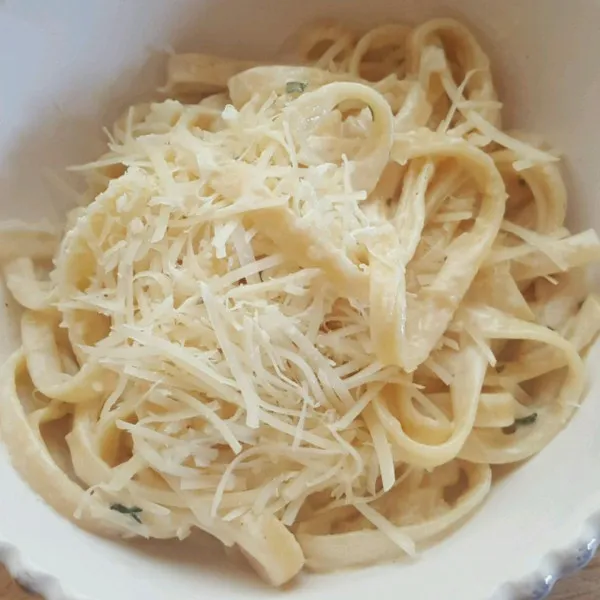 Fetuccini Alfredo V