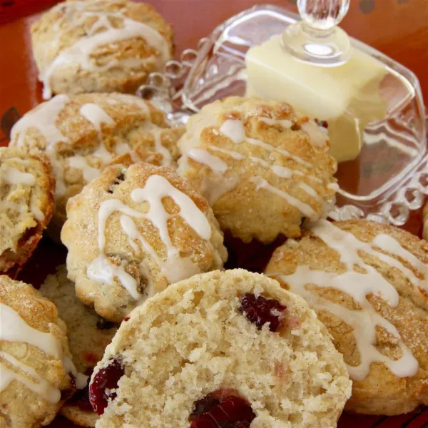 Cinnamon Sour Cream Cookies