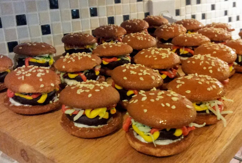 Luxe Geen-Bak Hamburgers Cookies
