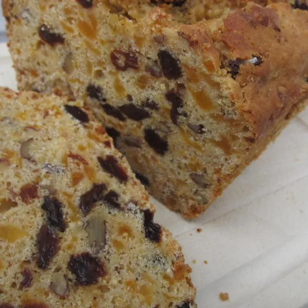 Abrikozen- en Rozijnenbrood