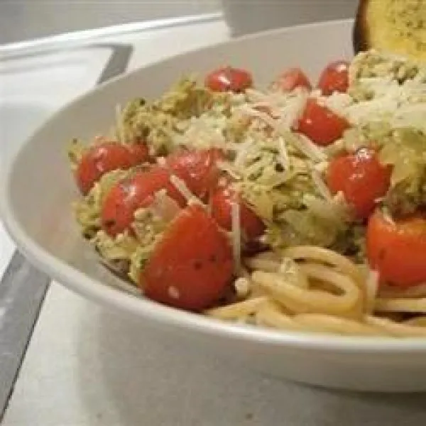 Pasta Al Pesto Met Gerookte Zalm