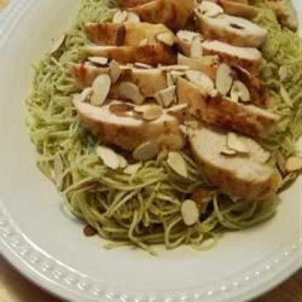 Pasta Met Gegrilde Kip En Engelenhaar