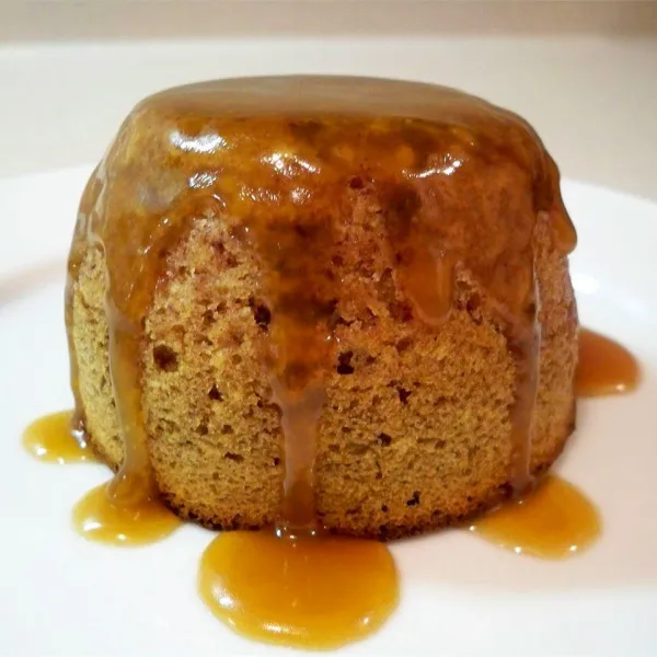 Plakkerige Karamelpudding Taart