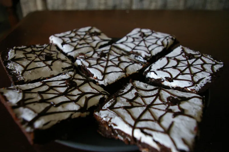 Chocolade Spinnenwebtaart
