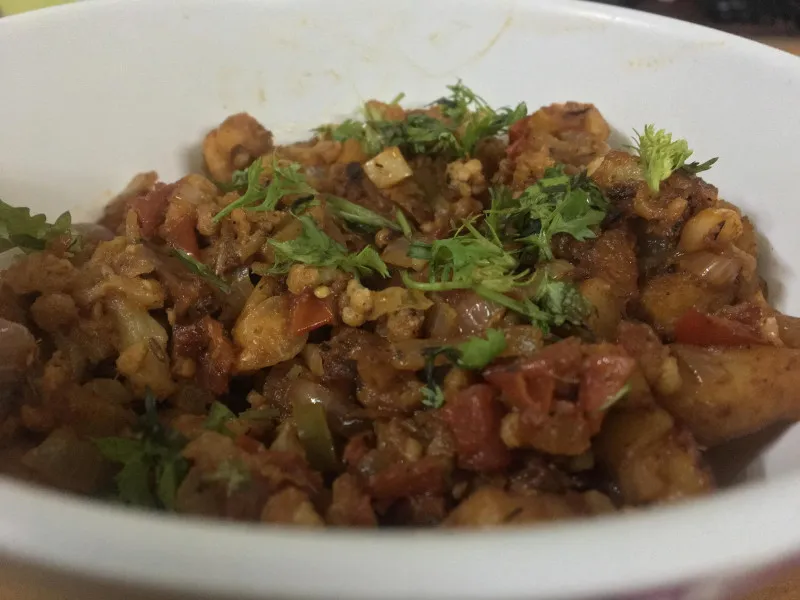 Indiase Aardappelen en Bloemkool (Aloo Gobi)