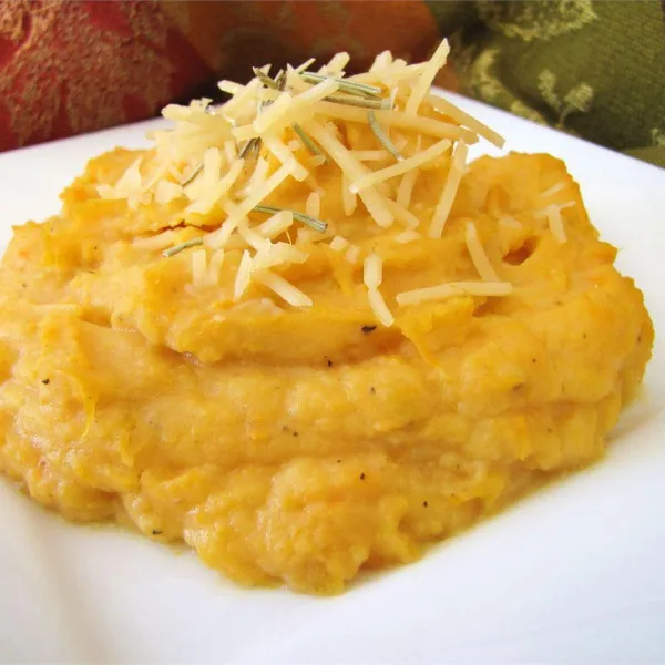 Aardappelpuree met Rozemarijn en Yams