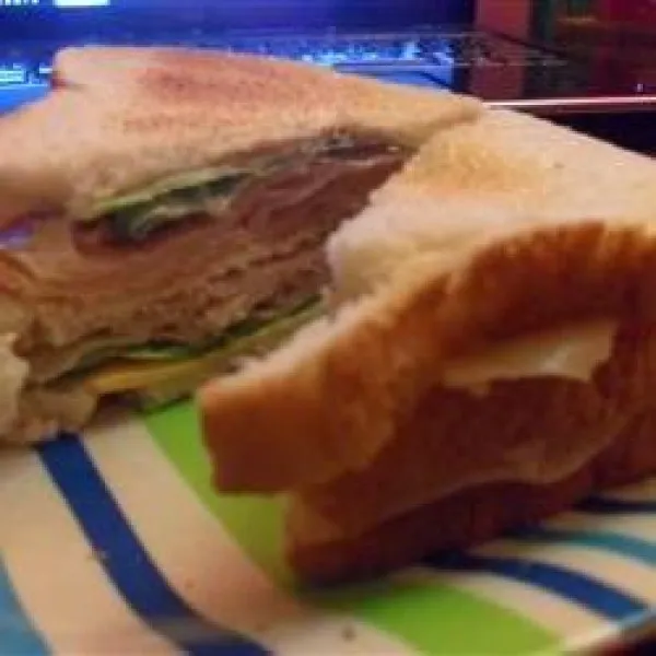 Amy's Drie Laags Kalkoen Bacon Sandwich