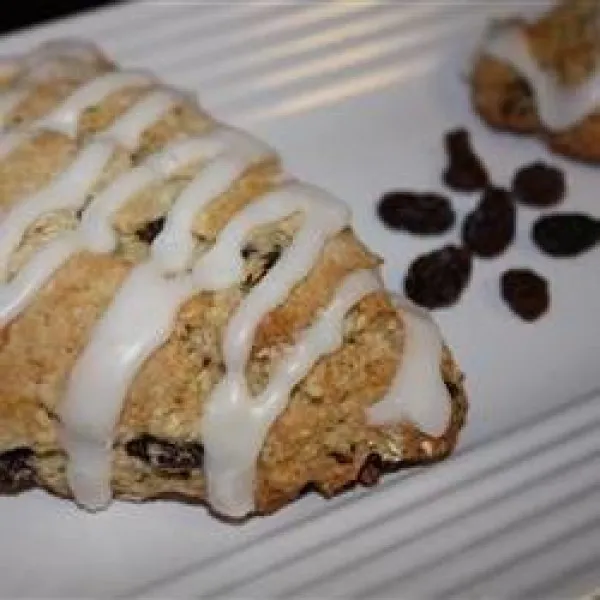 Noten- en Rozijnen Scones