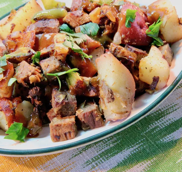 Restjes van rosbief picadillo